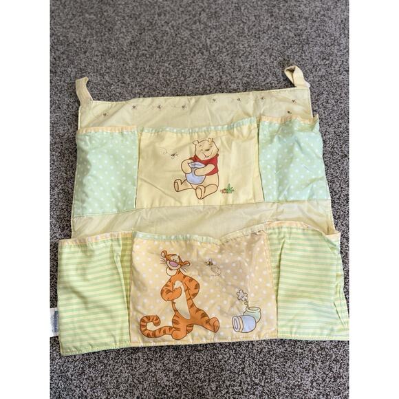 Vtg 2002 Disney Baby Winnie Pooh Wall Hanging Organizer 6 Pockets Baby Nursery - Picture 1 of 6